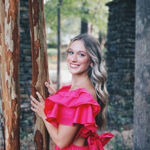 Meet your Posher, Anna grace